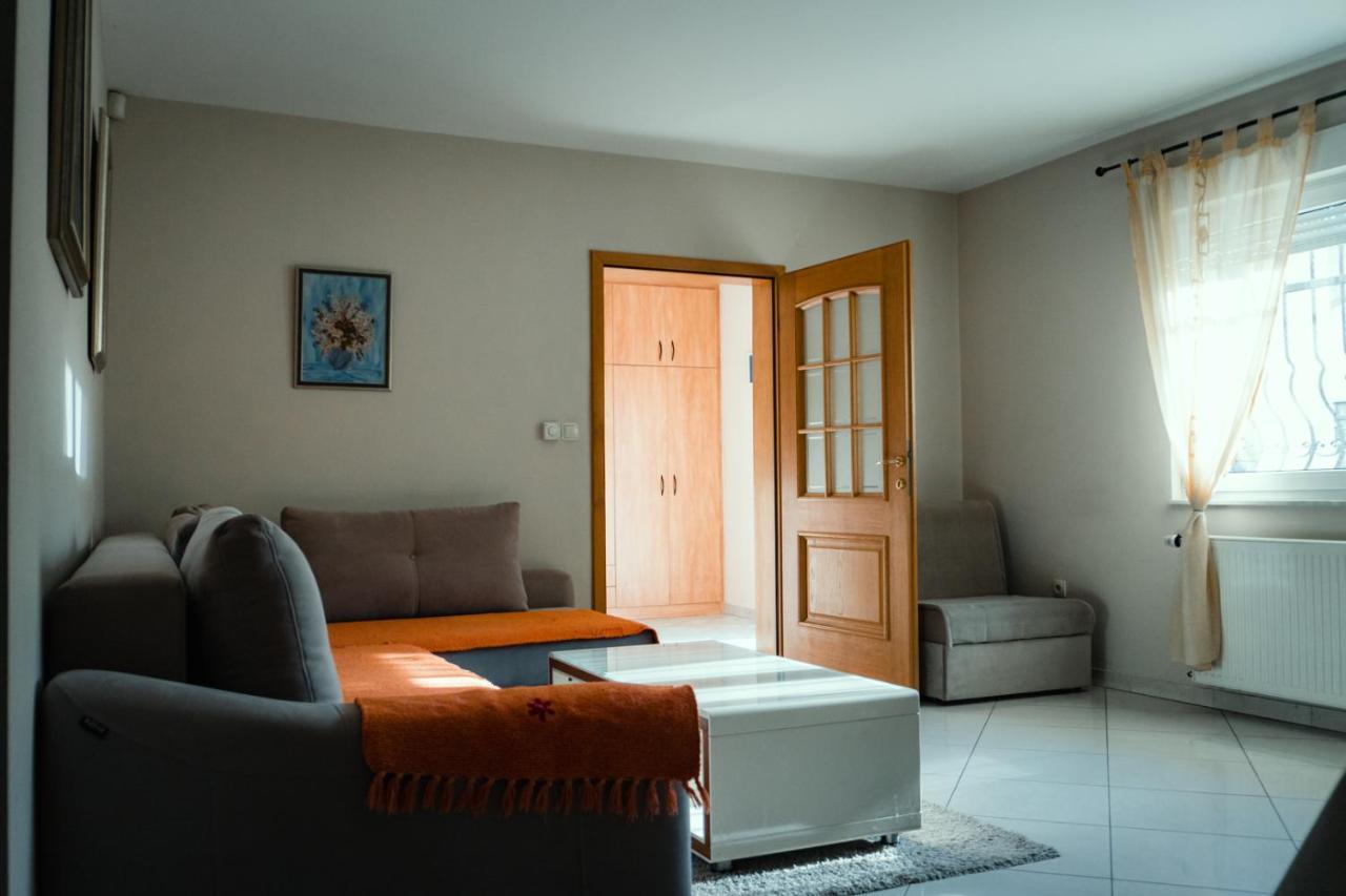 Holiday Home Rozic - Villa With Private Seasonal Heated Pool Mostar Exterior photo